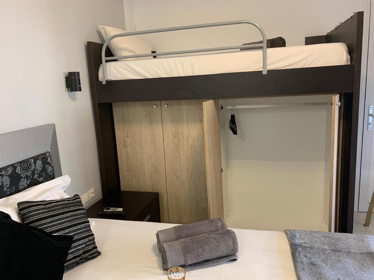 萨尔蒂Petros House公寓式酒店 外观 照片