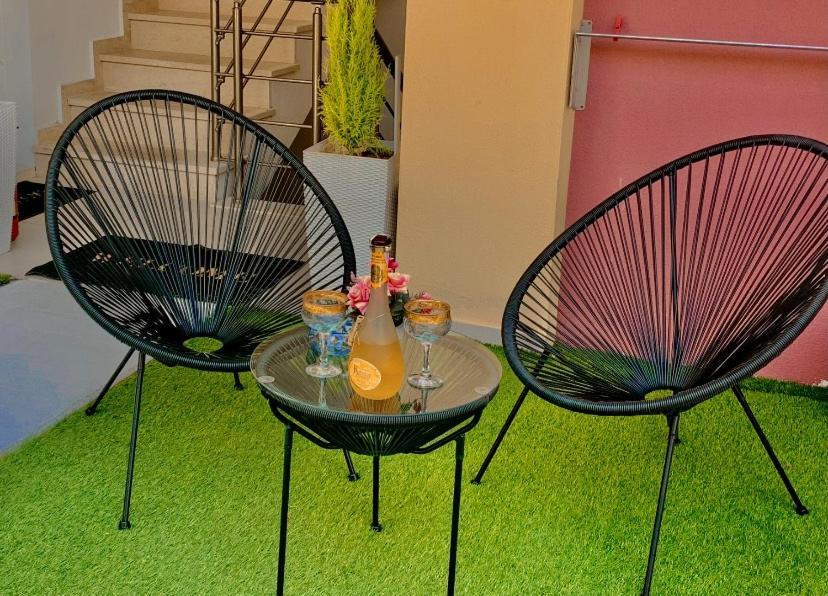 萨尔蒂Petros House公寓式酒店 外观 照片